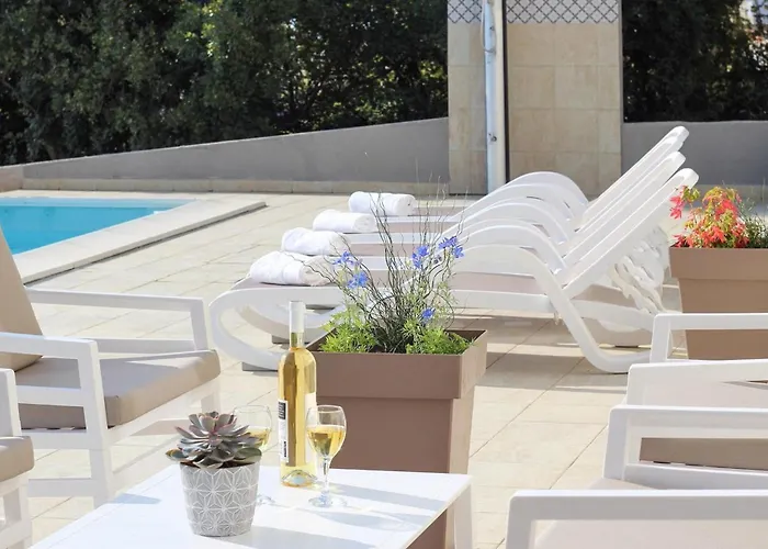 Aqua Semesterbostad Šmrika