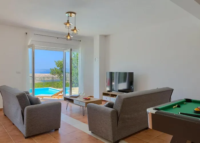 Semesterbostad Aqua Šmrika